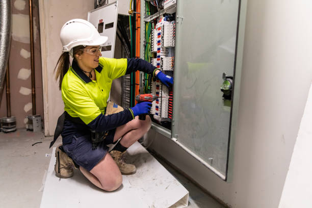 Best Licensed Electrician  in Grand Blanc, MI